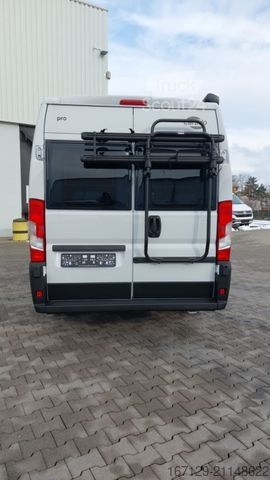 Автодом CARADO pro CV 640 pro / Fahrradträger / Längsbetten