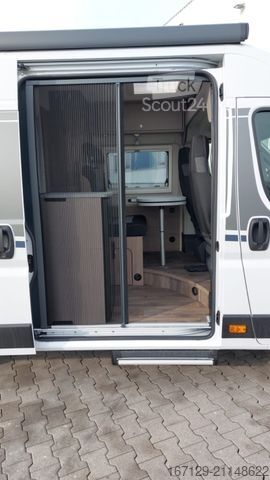 Автодом CARADO pro CV 640 pro / Fahrradträger / Längsbetten