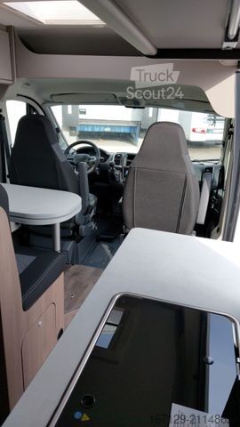 Автодом CARADO pro CV 640 pro / Fahrradträger / Längsbetten