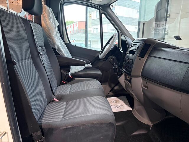 Bestelwagen met verhoogd dak MERCEDES-BENZ Sprinter II 516*WERKSTATTWAGEN*REGAL*KLIMA*AHK