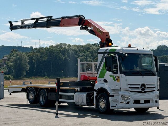 Кран, змонтований на вантажівці MERCEDES-BENZ ANTOS 2543 * PK 33002 - EH C + FUNK / TOPZUSTAND