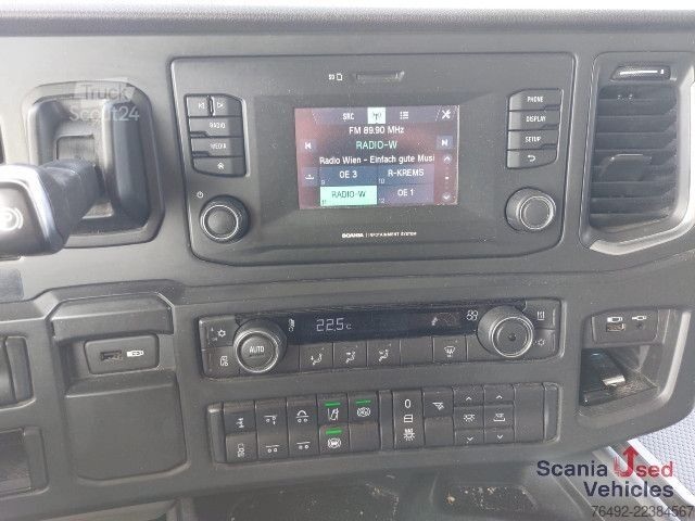 Рефрижераторный грузовик Scania R 410 B6x2NB Tiefkühlkoffer TK SLXi300 Ladebordwa