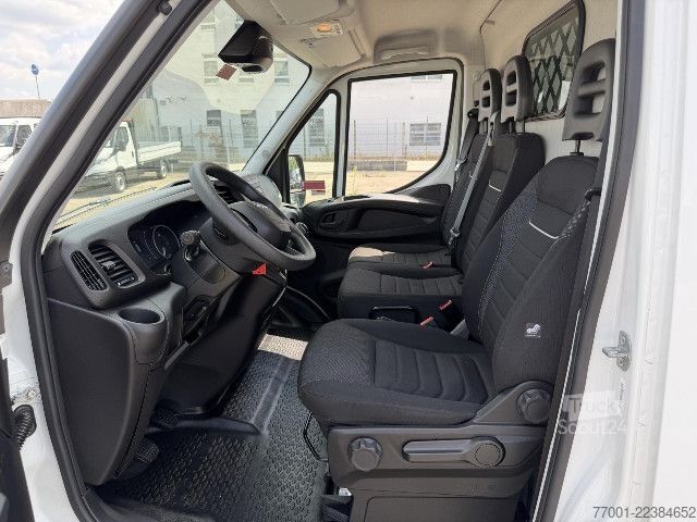 Slēgtais furgons IVECO 35S16V Klima / DAB / PDC