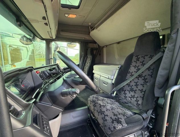 Standardní tahač SCANIA R450 NGS 6X2 TWINSTEER TRS GENSET SUPER CONDITIO