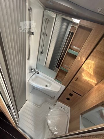 Semi-integrated camper KNAUS Sky TI 650 MEG  Platinum Selection  Dachklima