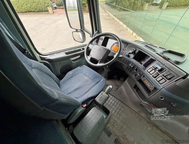 Standard tractor unit VOLVO FH 440 GLOBETROTTER XL 2x TANK DUTCH TRUCK