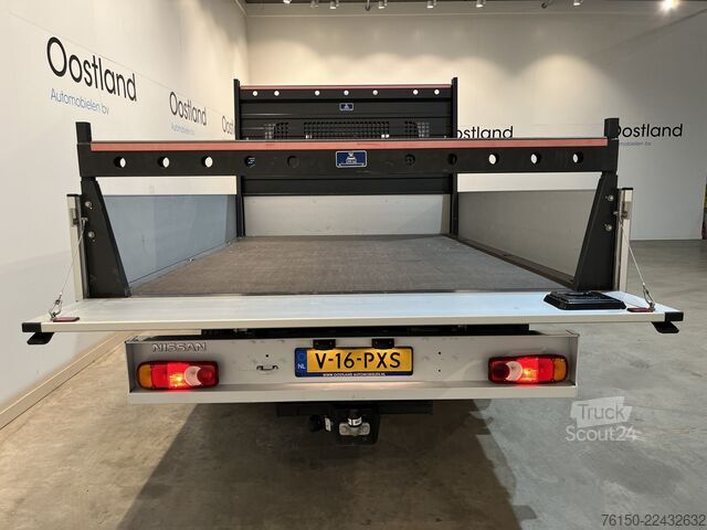 Furgão plataforma cabina dupla Nissan INTERSTAR L3 145 PK / Open Laadbak / Dubbel Cab...