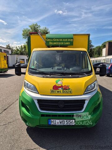 Sonderausbau-Transporter FIAT Hähnchengrill / Foodtruck