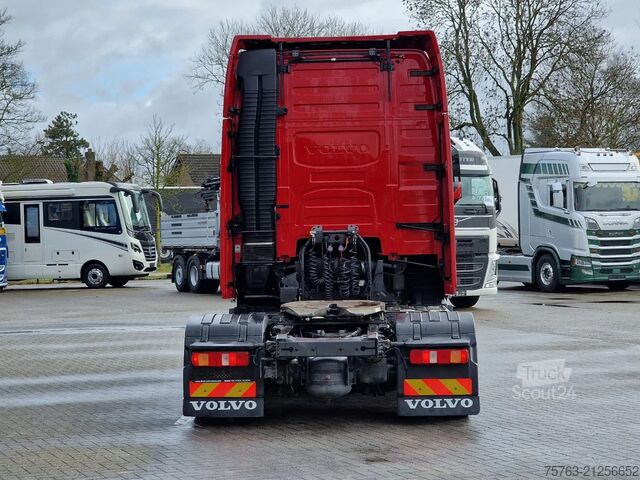 Обем SZM Volvo FH 13.500 Globetrotter XL - Low deck - I save -...