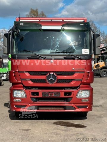 Veewagen MERCEDES-BENZ Actros 1841 MP3 1.Stock Köstner Viehaufbau