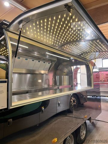 Przyczepa handlowa ESSELMANN Delistar Foodtruck 6000 ähn. Airstream