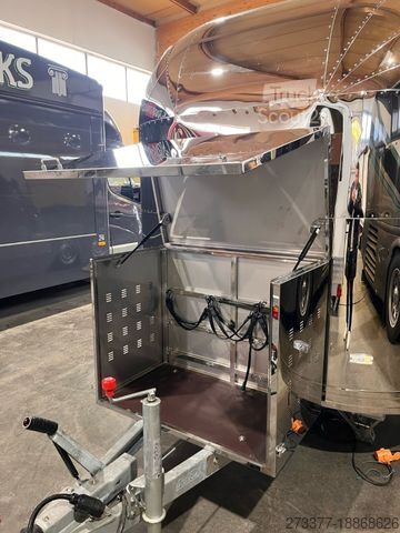 Remorque de vente ESSELMANN Delistar Foodtruck 6000 ähn. Airstream