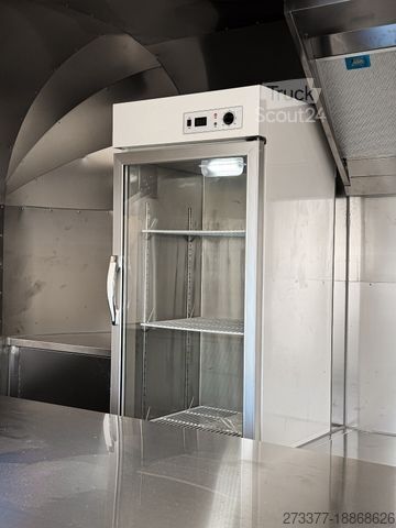 Remorque de vente ESSELMANN Delistar Foodtruck 6000 ähn. Airstream