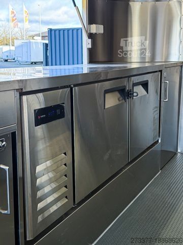 Remorque de vente ESSELMANN Delistar Foodtruck 6000 ähn. Airstream