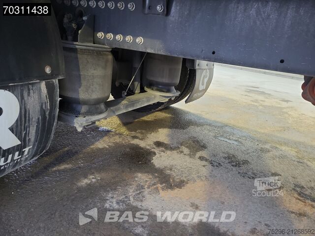 Lastplattform Renault D 210 4X2 14tonner 755cm open floor Automatic A...