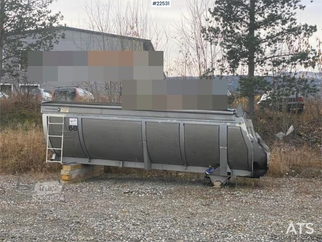 Hidrolik tenteli asfalt teknesi  Asfaltbalje m/ hydraulisk kapell