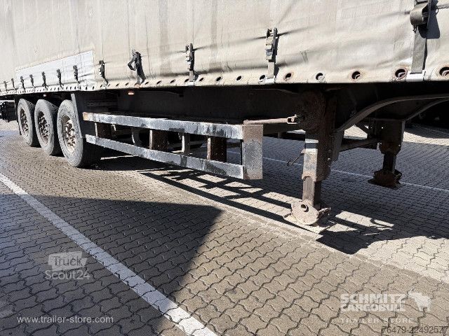 Avoin puoliperävaunu pressulla Schmitz Cargobull Curtainsider Standard