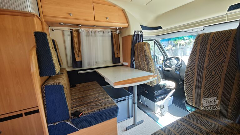 Integraal camper Mercedes-Benz Pilote