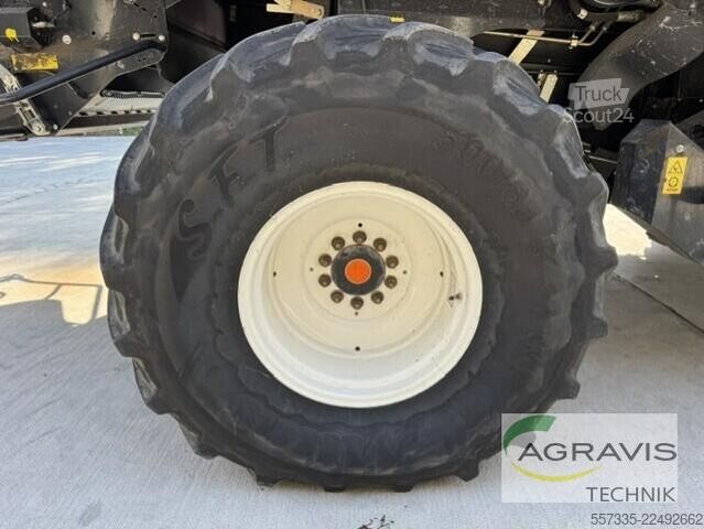 Cosechadora New Holland CR 8.90