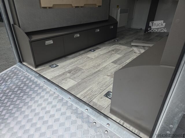 Caravan/camper trailershop TFS 360 Motorrad Reise Sport Camper Bett