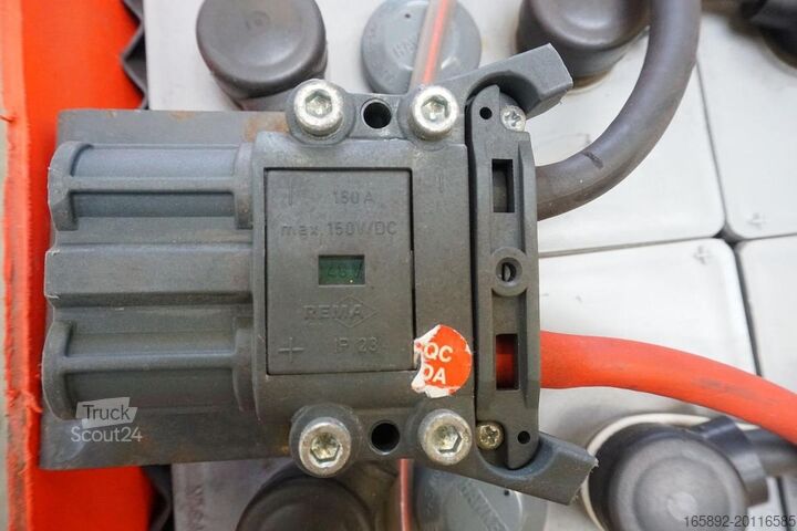 Batería de carretilla elevadora HAWKER 48 Volt 8 PzS 600 Ah