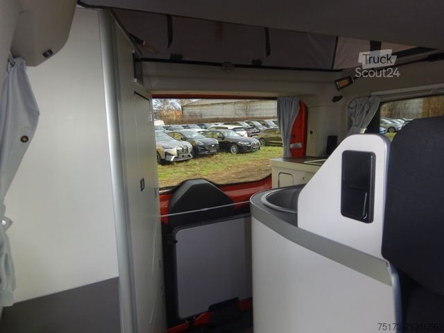 Kamp prikolica/kamper FORD Nugget 185PS Autm. Aufstelldach Navi Markise AHK