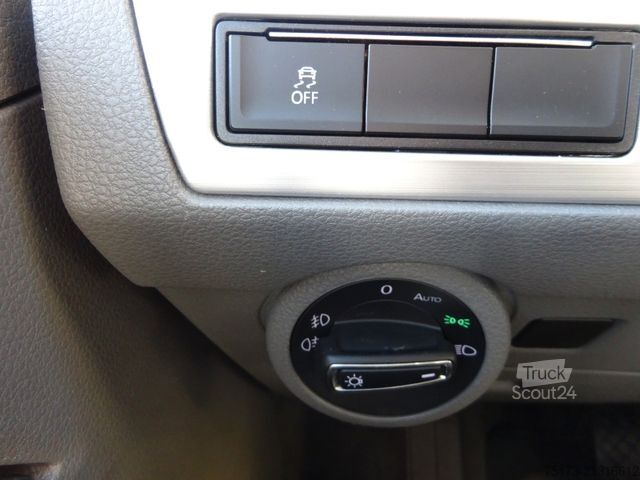 Kombi/kamping vozilo VOLKSWAGEN California T6.1 DSG Ocean ACC Navi Aufstelldach