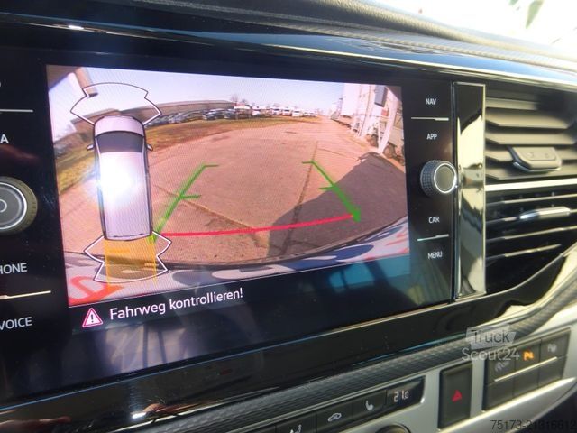 Kombi/kamping vozilo VOLKSWAGEN California T6.1 DSG Ocean ACC Navi Aufstelldach