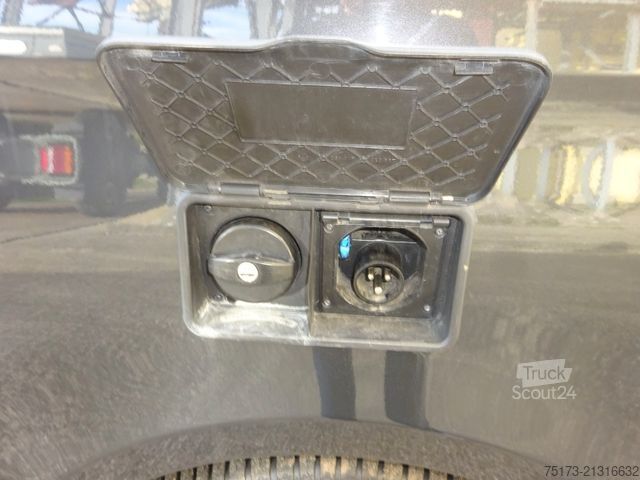 Karavāna/kempers MERCEDES-BENZ Marco Polo 220d Navi Distronic Markise AHK