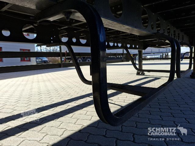 Auflieger mit Pritsche & Plane Schwarzmüller Curtainsider Standard