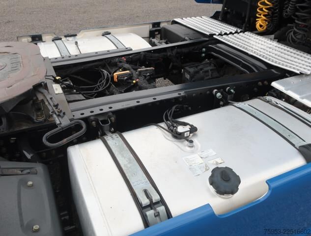 Standard SZM MAN 18.520 BLS TGX GX Kabine Intarder Navi Standklima