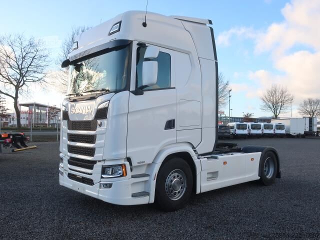 Vakio vetoauto Scania S 500 Super 4x2 NA Standklima LED Retarder