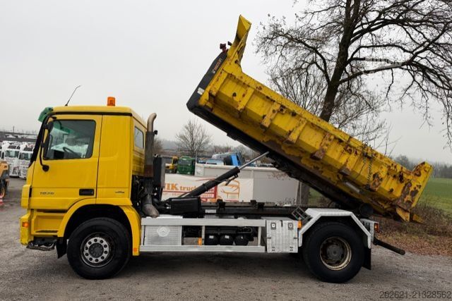 Autocamion cu cârlig pentru containere MERCEDES-BENZ Actros 1836 4x2 Haken Mulde