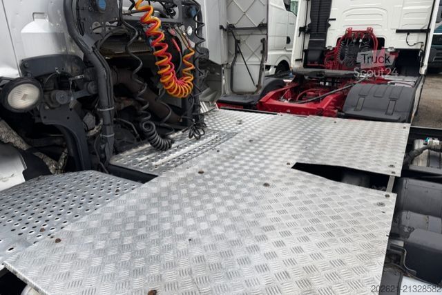 Cap tractor standard SCANIA R560 V8 4x2 Hydraulik