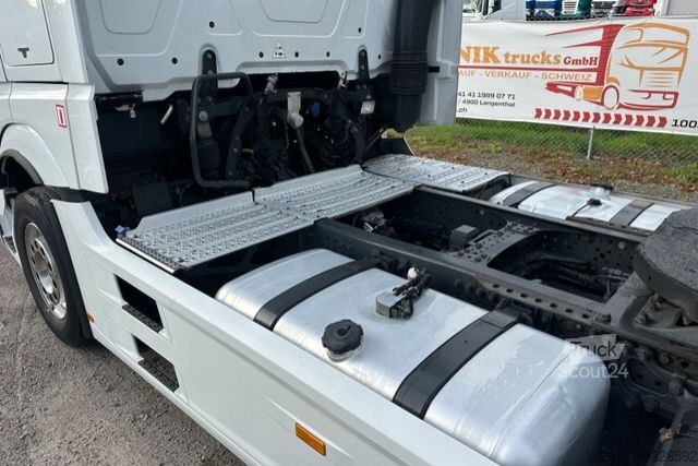Cap tractor standard MERCEDES-BENZ Actros 1843 4x2 retarder 2Tanks