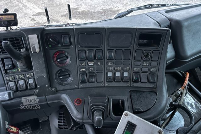 Camión volquete SCANIA R420 6x6 3-seiten Kipper ( ohne kran )