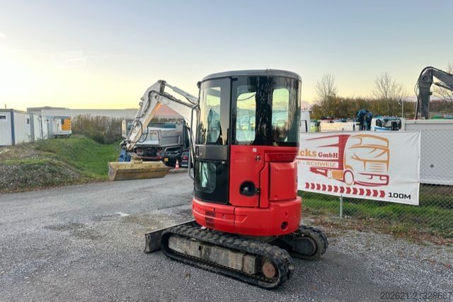Egyéb NEW HOLLAND E26b 2.7 t 4x Schauffel