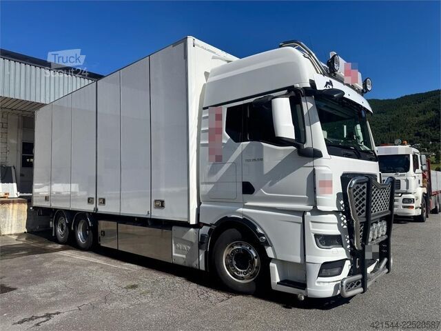 حقيبة سفر MAN TGX 26.510 6x2 Box Truck with Full Side Opening