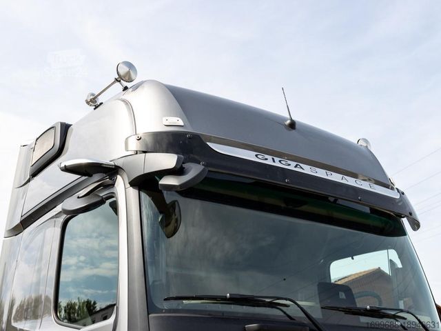 Trattore stradale standard MERCEDES-BENZ Actros 1853 LS 4x2 F 13 19 t. Solostar