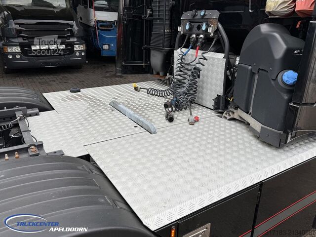 Standard-SZM Volvo FH 500 Globetrotter XL, 6x2, ADR