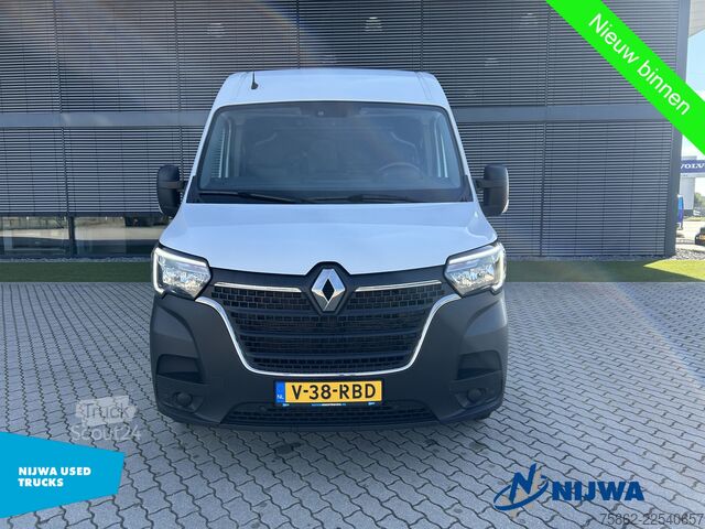 Kombi s vysokou střechou Renault Master T33 135 L2H2 Navigatie + Trekhaak