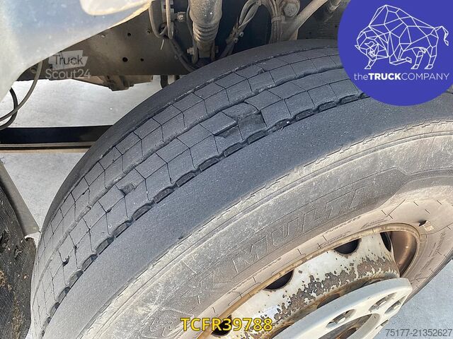 Plataforma remolque Renault Premium 310