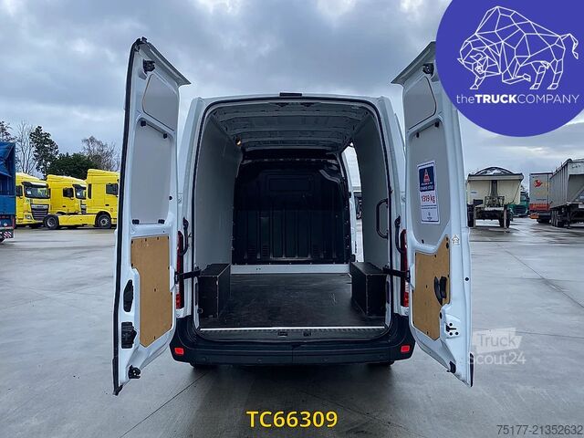 Kassevogn Nissan Interstar 130.35 L2H2