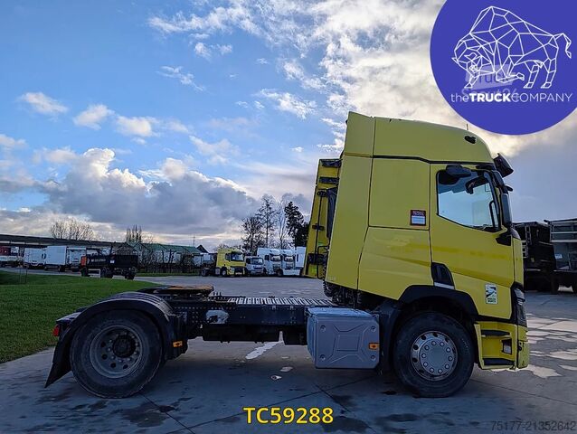 Estándar-SZM Renault T 440