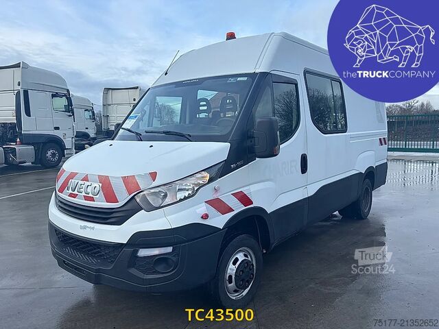 Bestelwagen Iveco Daily 35C15V12 Double cab 7 places