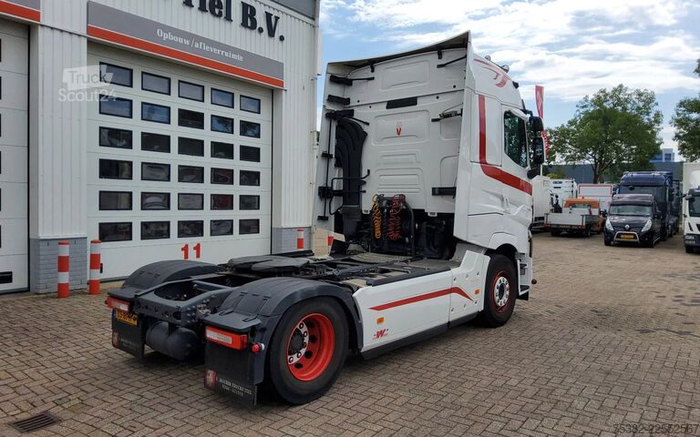 Стандарт-СЗМ Renault T T 520 HIGH SLEEPER 4x2 EURO 6 - 33-BPH-4