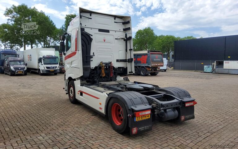Стандарт-СЗМ Renault T T 520 HIGH SLEEPER 4x2 EURO 6 - 33-BPH-4