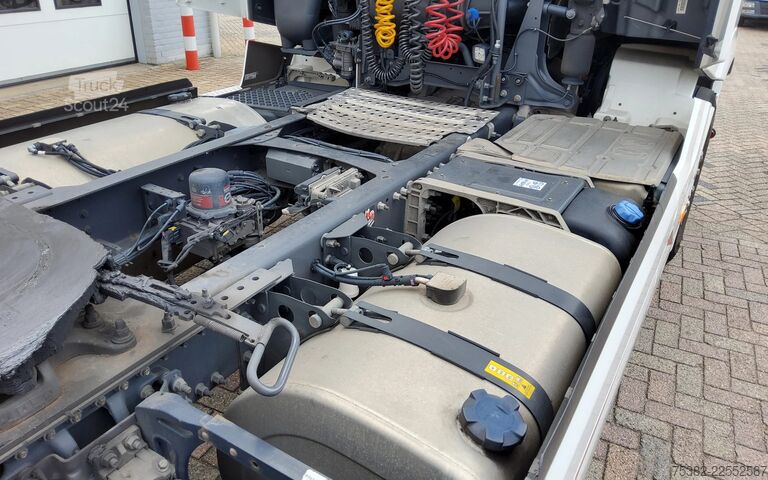 Стандарт-СЗМ Renault T T 520 HIGH SLEEPER 4x2 EURO 6 - 33-BPH-4