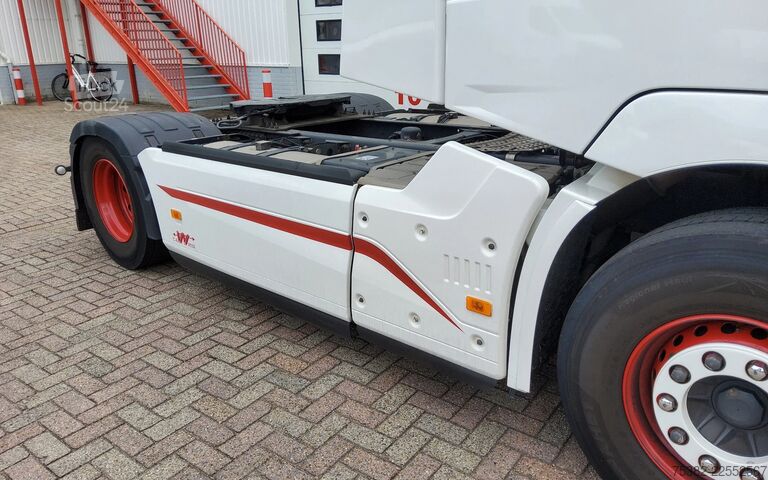 Стандарт-СЗМ Renault T T 520 HIGH SLEEPER 4x2 EURO 6 - 33-BPH-4