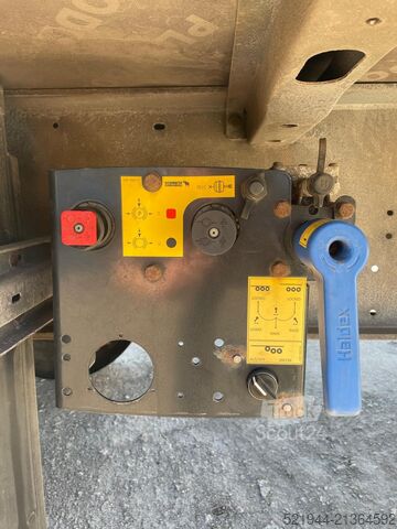 открытый полуприцеп с тентом Schmitz Cargobull SCS 24/L-13.62  Curtainsider Edscha